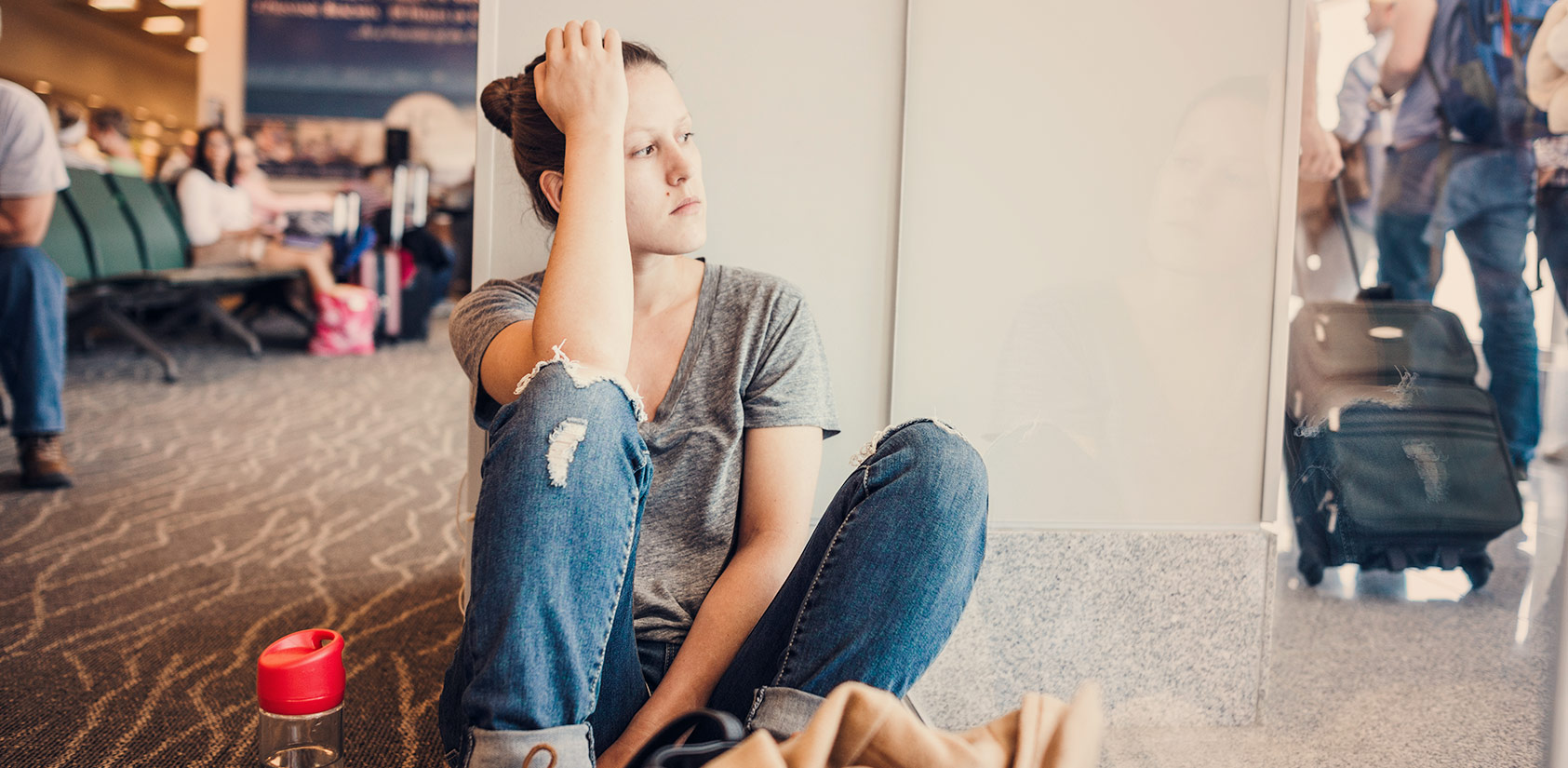 Flight Chaos in the Middle East — And Why Your Airport Parking Plan Might Need a Rethink